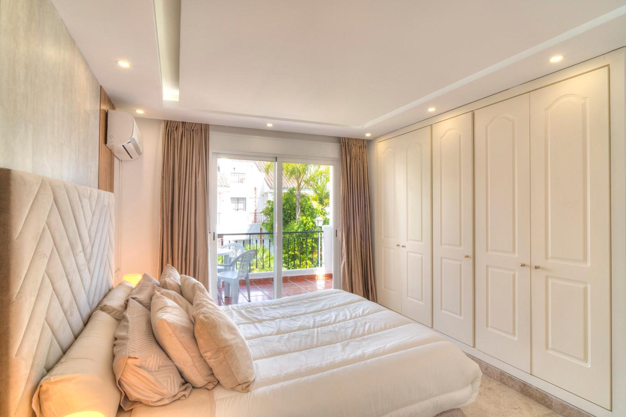 Serenity Luxury , Puerto Banus Marbella Buitenkant foto